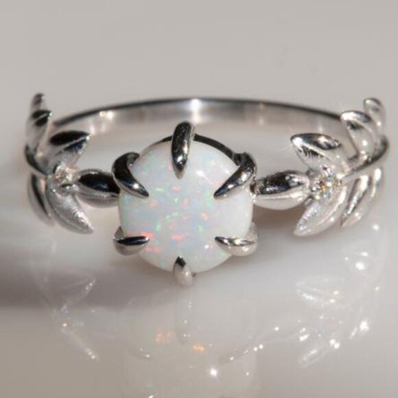 💍"Dainty Opal CZ Silver Plated Beautiful Fashion Trendy Ring forWomen,UN… - Picture 1 of 5